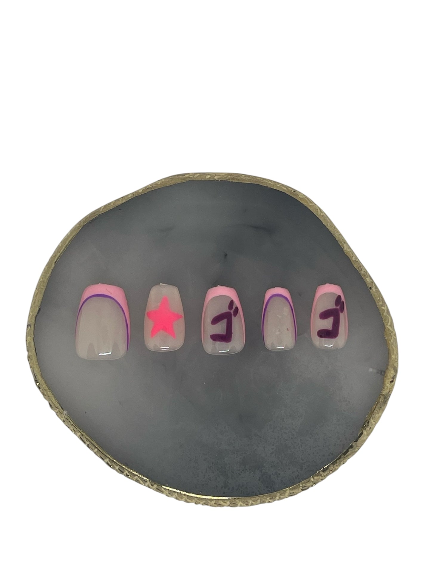Jojo’s bizarre nails